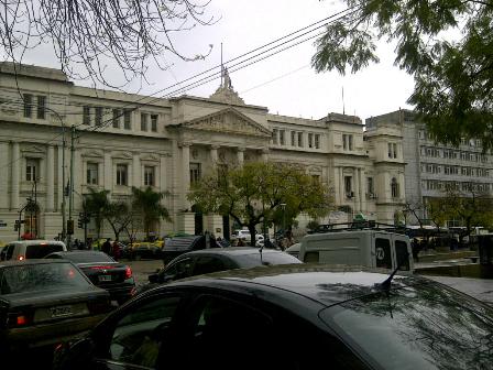 Wirtschaftswissenschaftliche Fakultät der Universidad de Buenos Aires (UBA)